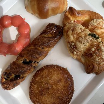 Paris Baguette - strawberry mochi donut, salted milk bread, ham & cheese croissant, crab croquette, pain au chocolat - Bakeries Near Me - Midvale, Utah Paris Baguette - strawberry mochi donut, salted milk bread, ham & cheese croissant, crab croquette, pain au chocolat - Bakeries Near Me - Midvale, Utah