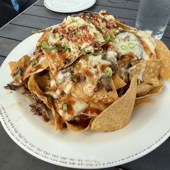 Kau Greensboro - Pulled pork nachos - New American Near Me - Greensboro, North Carolina Kau Greensboro - Pulled pork nachos - New American Near Me - Greensboro, North Carolina