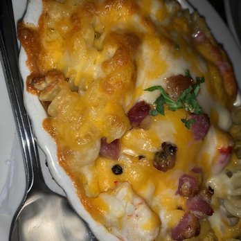 Off The Hook Raw Bar & Grill - Lobster Mac & Cheese - Seafood Near Me - Astoria, New York