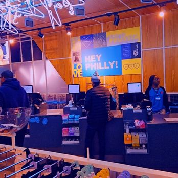 Primark - Accessories Near Me - King of Prussia, Pennsylvania Primark - Accessories Near Me - King of Prussia, Pennsylvania