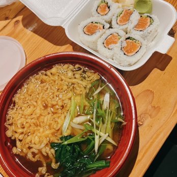 Fukada - Tanuki Udon with Salmon Tataki Roll - Japanese Near Me - Irvine, California