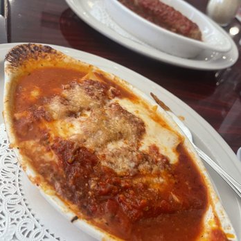 Gino's Ristorante - Manicotti w meat sauce - Italian Near Me - Palmdale, California