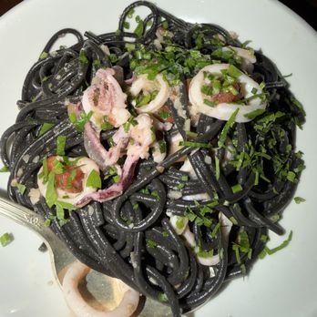 The Queensboro - Gastropubs Near Me - Jackson Heights, New York