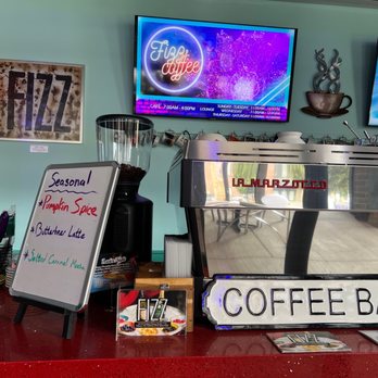 FIZZ - Lounges Near Me - Plano, Texas