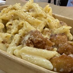 Mac and cheese with chicken - good