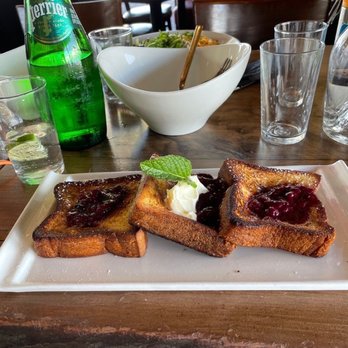 Le Garage - French toast - French Near Me - Sausalito, California Le Garage - French toast - French Near Me - Sausalito, California
