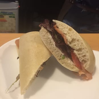 Knockbox Coffee - Food is not there forte. Can skip! - Coffee & Tea Near Me - Hong Kong, HK