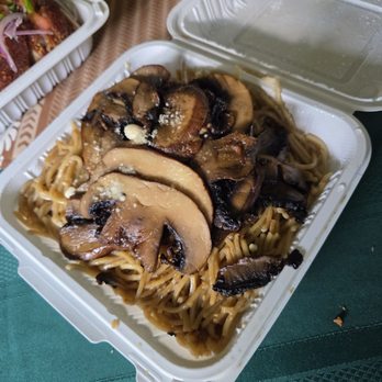 Adela’s Country Eatery - Ulu pasta and portobello mushrooms - Hawaiian Near Me - Kaneohe, Hawaii Adela’s Country Eatery - Ulu pasta and portobello mushrooms - Hawaiian Near Me - Kaneohe, Hawaii