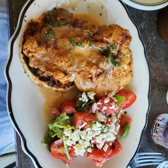 101 Craft Kitchen - Chicken and biscuit - Gastropubs Near Me - Gahanna, Ohio
