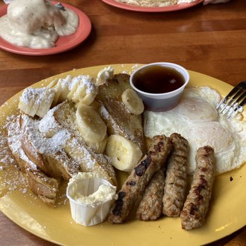 Squeeze In - Quintana Foo- French toast, eggs and sausage - Breakfast & Brunch Near Me - Modesto, California Squeeze In - Quintana Foo- French toast, eggs and sausage - Breakfast & Brunch Near Me - Modesto, California