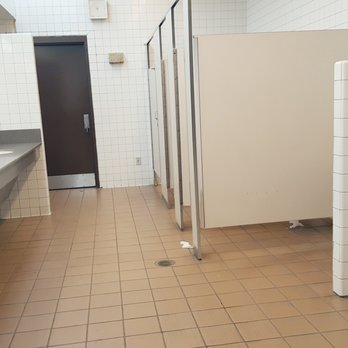 Rest Area No 13 Northbound - Men's room. Dated but OK. - Rest Stops Near Me - Vienna, Georgia