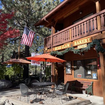 Bear Claw Bakery - Exterior of the bakery - Coffee & Tea Near Me - Pine Mountain Club, California