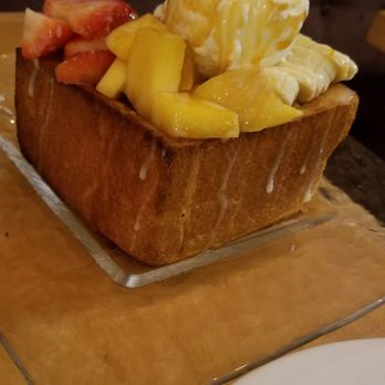Prince Tea House - Delicious fruit toast - Tea Rooms Near Me - Flushing, New York