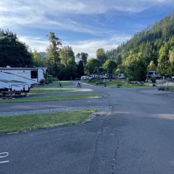 Casey's Riverside RV Park - More spaces - RV Parks Near Me - Westfir, Oregon