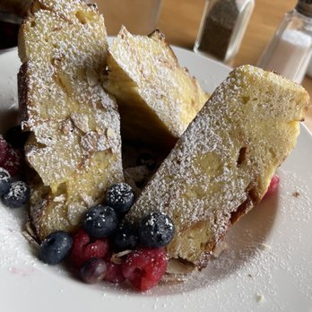 Toast & Jam - French toast - Coffee & Tea Near Me - Kingston, Ontario