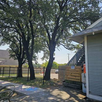 Serve Coffee & Goods - Outside with plenty of shade - Coffee & Tea Near Me - Aledo, Texas Serve Coffee & Goods - Outside with plenty of shade - Coffee & Tea Near Me - Aledo, Texas