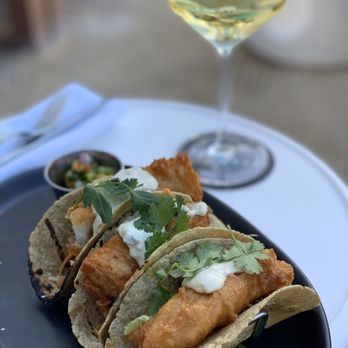 Hideout - Bars Near Me - Honolulu, Hawaii
