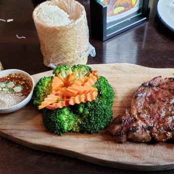 Rim Tanon - Rib Eye Steak - Thai Near Me - Houston, Texas