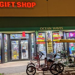 Ocean Waves Gift Shop & Bike Rentals
