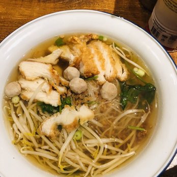Mae Sri - Chicken Noodle Soup - Thai Near Me - Montreal, Quebec Mae Sri - Chicken Noodle Soup - Thai Near Me - Montreal, Quebec