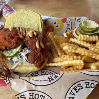 Dave's Hot Chicken - Chicken Shop Near Me - Highland, California Dave's Hot Chicken - Chicken Shop Near Me - Highland, California