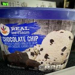 Stop & Shop - Free ice cream for ice cream day