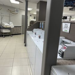 Sudz Laundry House - Small washers