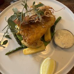 Pierhouse Seafood Restaurant - Fish and chips!
