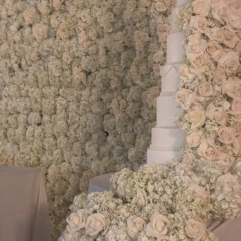 Roobina's Cake - Bakeries Near Me - Glendale, California