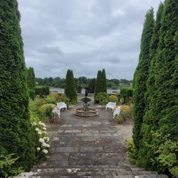 Lough Rynn Castle Hotel - Walled garden