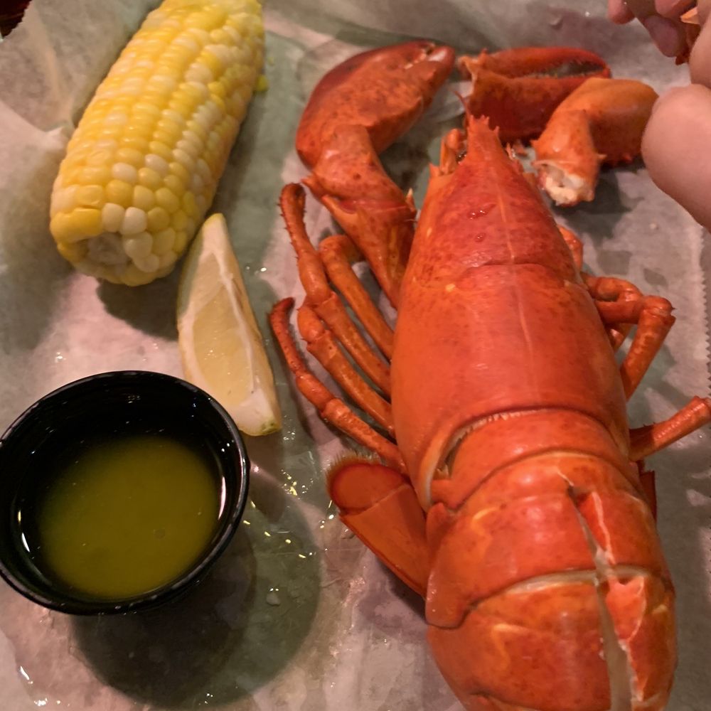 Geddy's - CAP'N Geddy 's Lobster Bake - Seafood Near Me - Bar Harbor, Maine