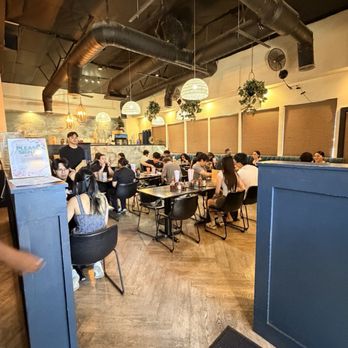 Pho Momma - Inside - Noodles Near Me - Sacramento, California