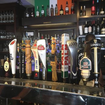 Flanagans Irish Pub - New American Near Me - Dunedin, Florida