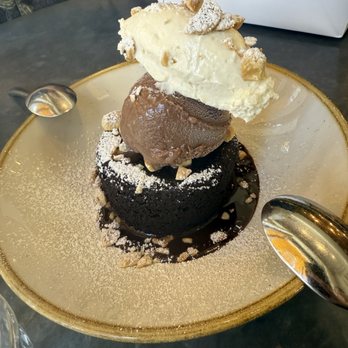 Wildseed - Warm chocolate cake - Vegan Near Me - San Francisco, California