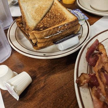 Stack Pancake & Steak House - Diners Near Me - North Arlington, New Jersey