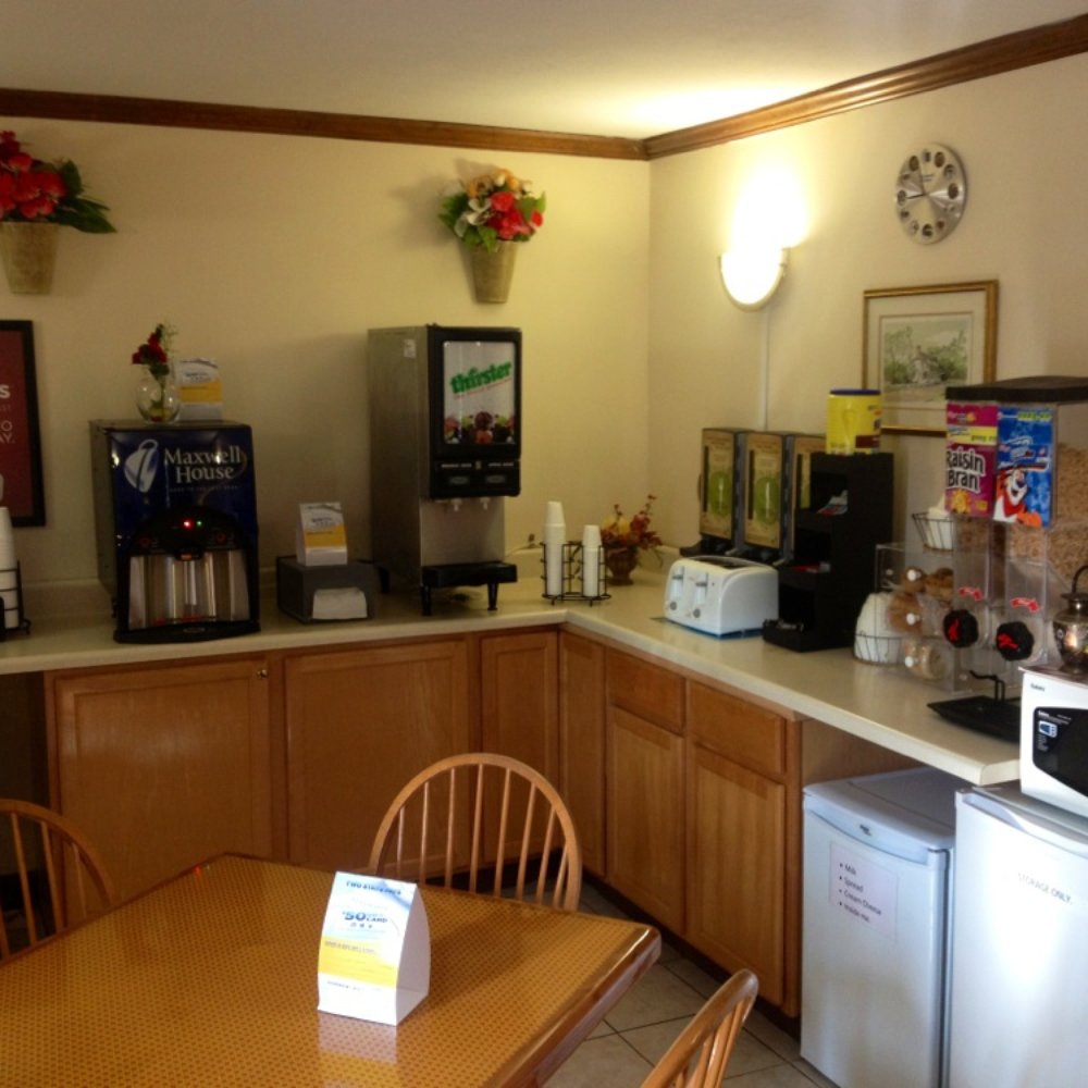 Breakfast bar area. Open from: 7am-10am.. Breakfast bar area. Open from: 7am-10am..