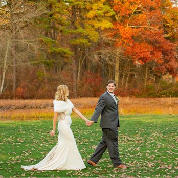 Swan Lake Caterers - Caterers Near Me - Manorville, New York Swan Lake Caterers - Caterers Near Me - Manorville, New York