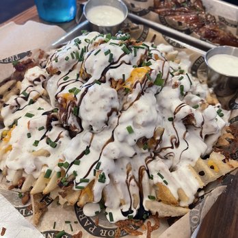 Treylor Park - Treylor Park Nachos Grande - New American Near Me - Savannah, Georgia