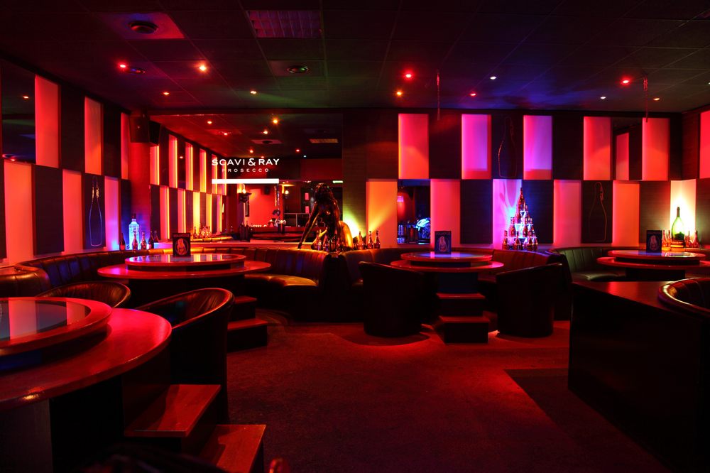 DOLLHOUSE KIEZTOUR Updated September 2024 Große Freiheit 11