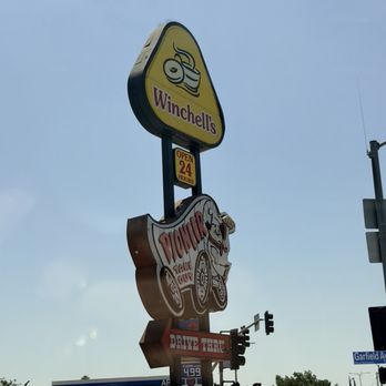 Pioneer Chicken - Chicken Shop Near Me - Bell Gardens, California