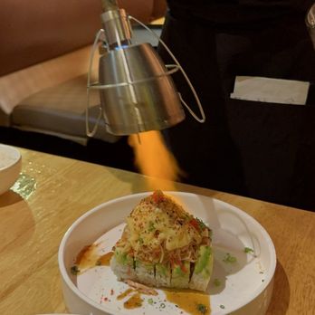 Akasaka Sushi - Super Volcano roll - Korean Near Me - Orlando, Florida