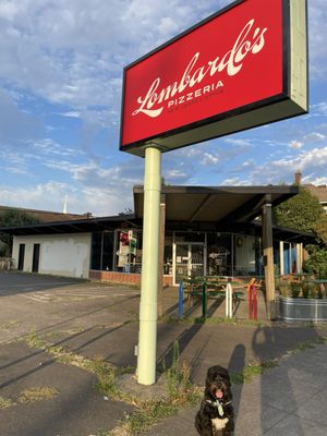 Lombardo's Pizzeria by null