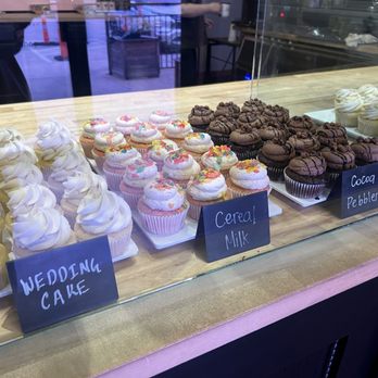 Linnybird Bakeshop - Baked goods - Desserts Near Me - Hickory Creek, Texas Linnybird Bakeshop - Baked goods - Desserts Near Me - Hickory Creek, Texas