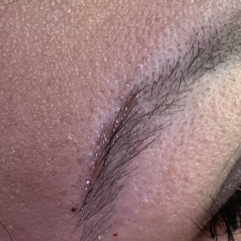 Rainbow Nails - wax in eyebrow. - Nail Salons Near Me - Inglewood, California