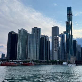 Shoreline Sightseeing - Architectural Tours Near Me - Chicago, Illinois