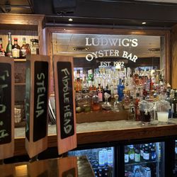 Ludwig's oyster bar