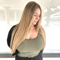 Balayage specialist, highlights, hair color, hair style, haircuts, hairstylist, hair salon