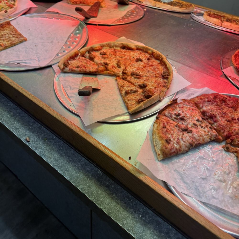 Pizza Inn - Pizza bar. Disappointing. - Italian Near Me - Elizabethton, Tennessee Pizza Inn - Pizza bar. Disappointing. - Italian Near Me - Elizabethton, Tennessee