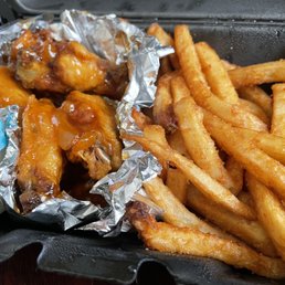 Piping Peach Wings and Cajun Fries Piping Peach Wings and Cajun Fries