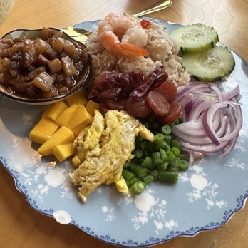 Rukdiew Cafe - Seasonal Thai shrimp paste fried rice with slow cooked sweet pork. - Thai Near Me - Portland, Oregon Rukdiew Cafe - Seasonal Thai shrimp paste fried rice with slow cooked sweet pork. - Thai Near Me - Portland, Oregon